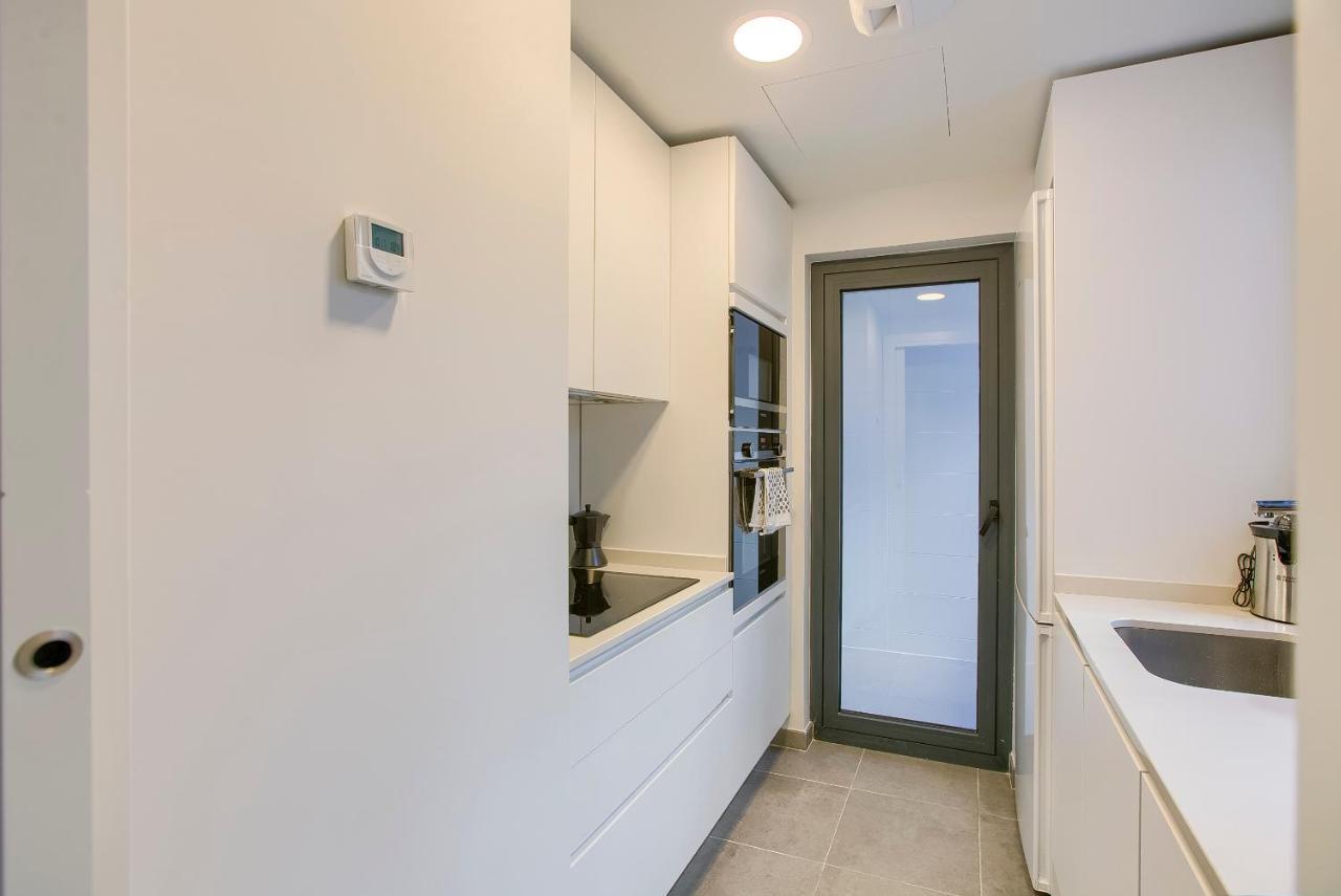 2B2B Deluxe Apartment - Jardines De Cuatro Caminos - Business District - Santiago Bernabeu Мадрид Екстериор снимка